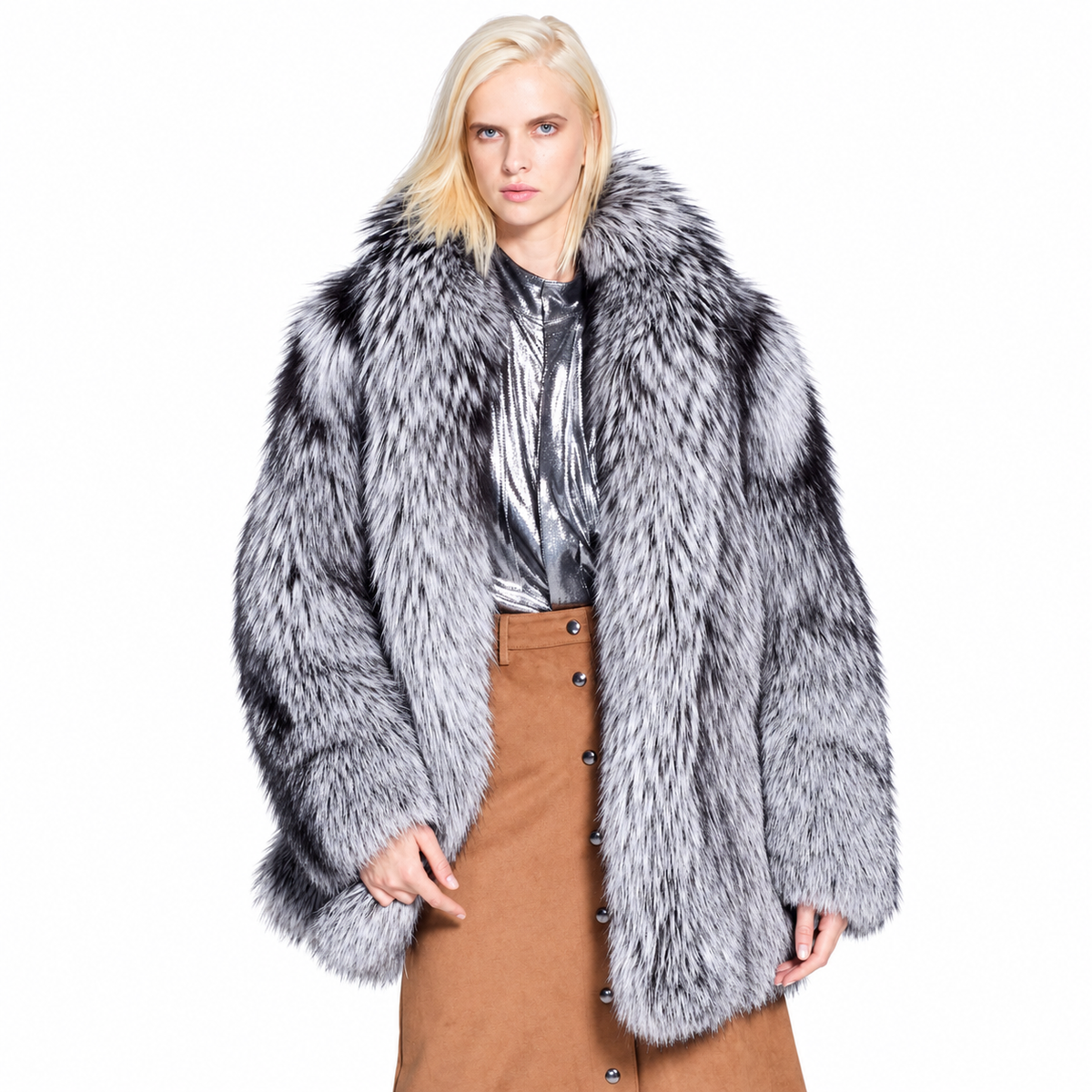 Josia Fox Fur Jacket: Elegant Silver Winter Fashion