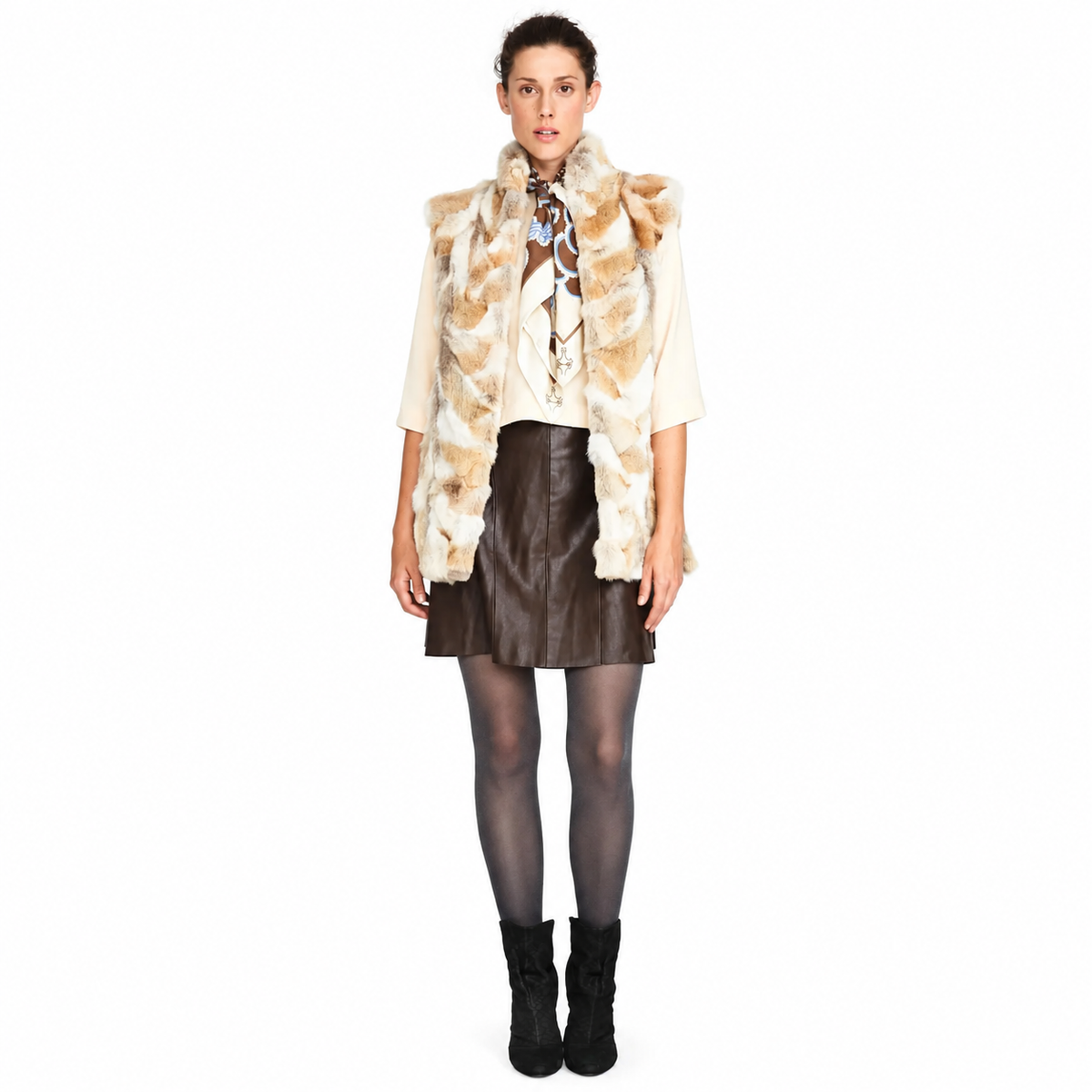 Alexa Coyote Fur Vest – Elegant Luxury Winter Layer