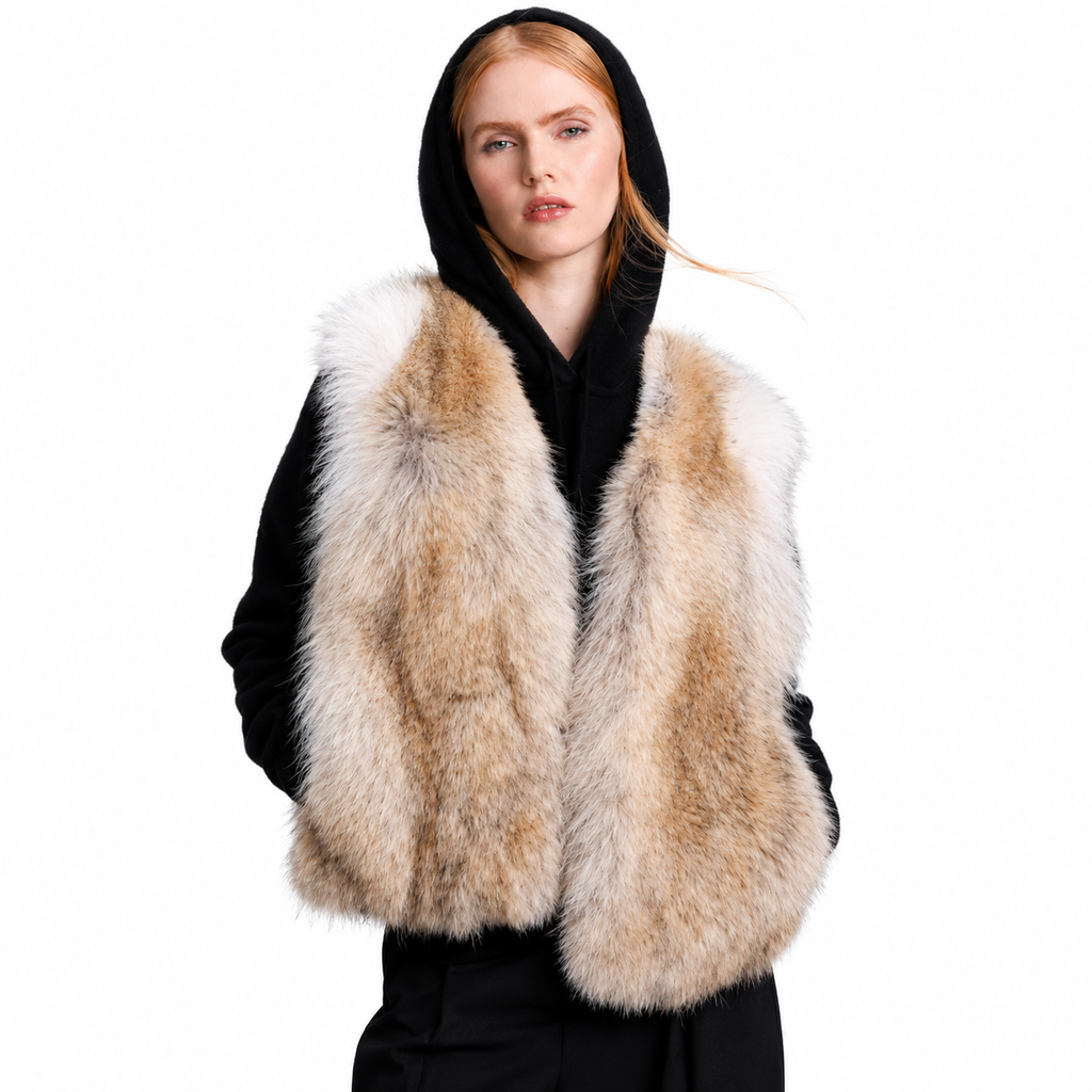 Cara Coyote Fur Vest – Luxurious Neutral Winter Layer