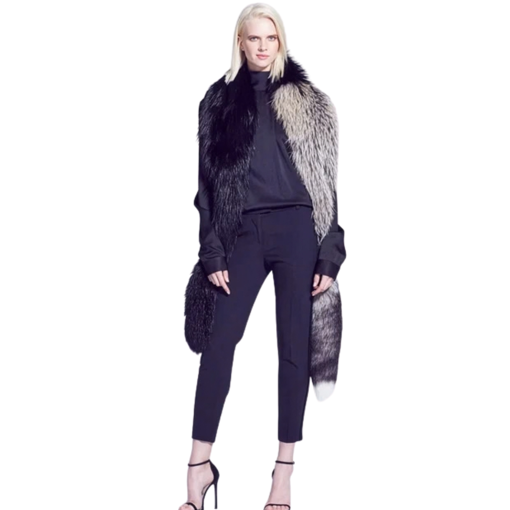 Veronica Fox Fur Scarf – Elegant Luxury Winter Accessory
