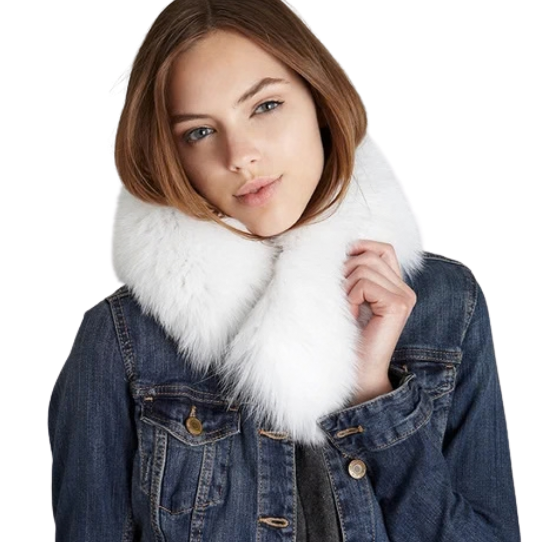 Windsor White Fox Fur Collar – Elegant Luxury Winter Accessory